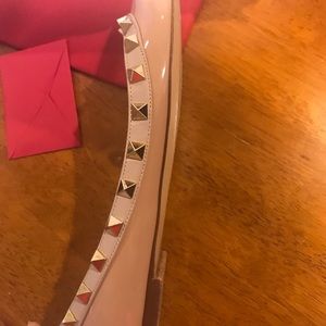 Authentic Valentino Rockstud Ballet Flats